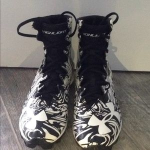 Under armor highlights cleats
